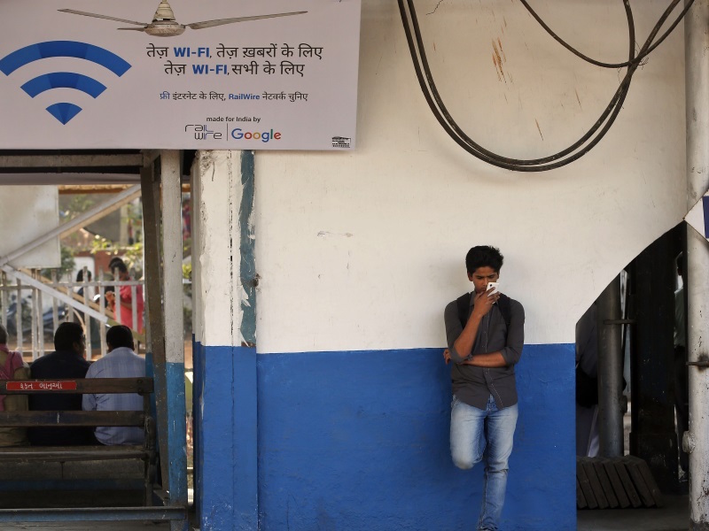 2 Million Using Free Wi-Fi at Indian Railway Stations, Says Google CEO