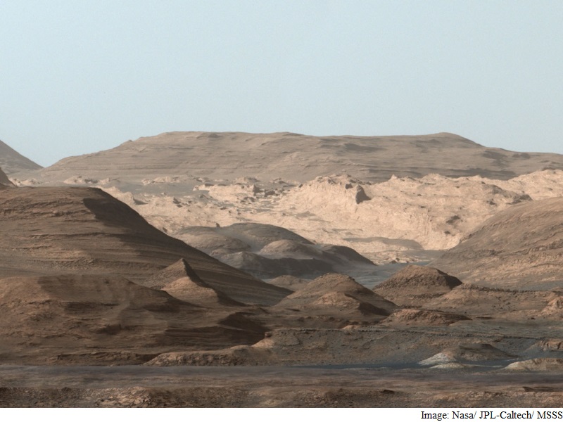 Nasa's Curiosity Rover Sends Back Postcard From Mars