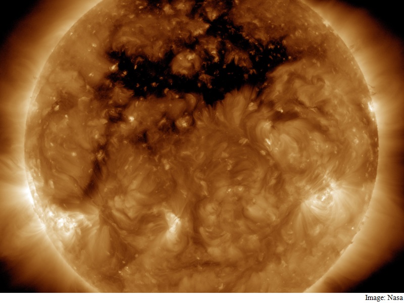 Nasa Spacecraft Spots Giant 'Coronal Hole' in Sun