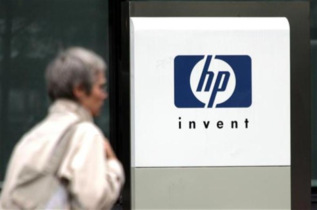 HP's 2013 outlook disappoints, as company continues turnaround effort
