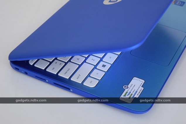 Hp Stream 11 D023tu Review Low Cost Laptop With A Bold Sense Of Style Gadgets 360 0582