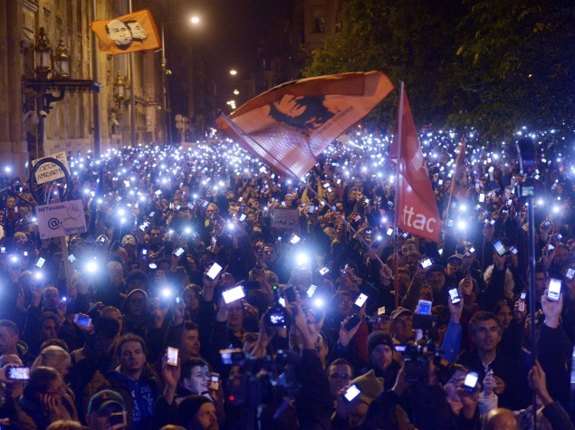 Hungary Suspends Internet Tax After Huge Protests