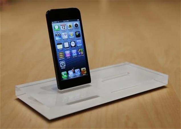 Apple's iPhone 5 puts Europe in 4G slow lane
