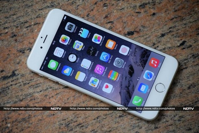 iPhone 6 Plus Review: Almost Too Much of a Good Thing iPhone 6 Plus Review: Almost Too Much of a Good Thing