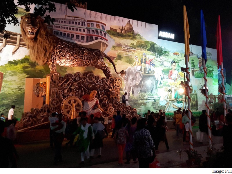 E-Commerce Startups Scout for Artisans at IITF