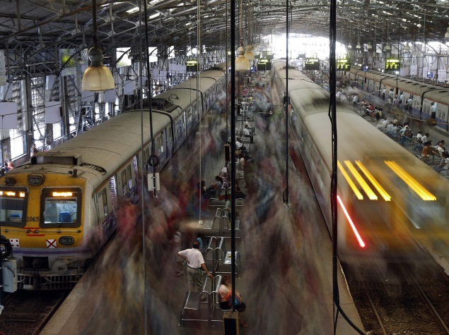Mumbai's Suburban Railway Commuters Get Mobile Ticketing App