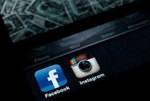 Facebook completes its purchase of Instagram