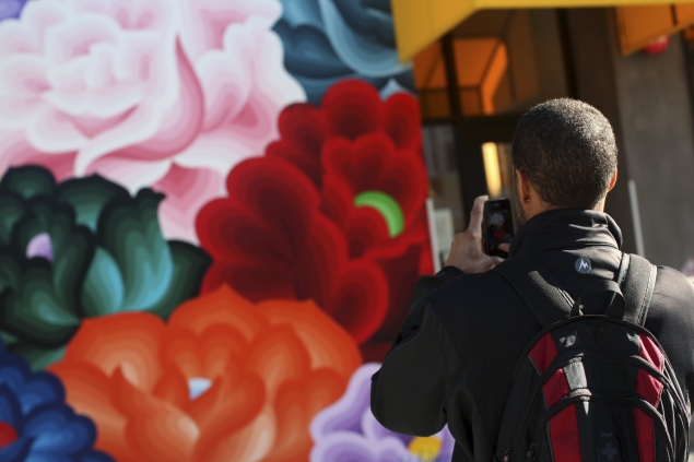 Instagram's new terms reignite privacy debate