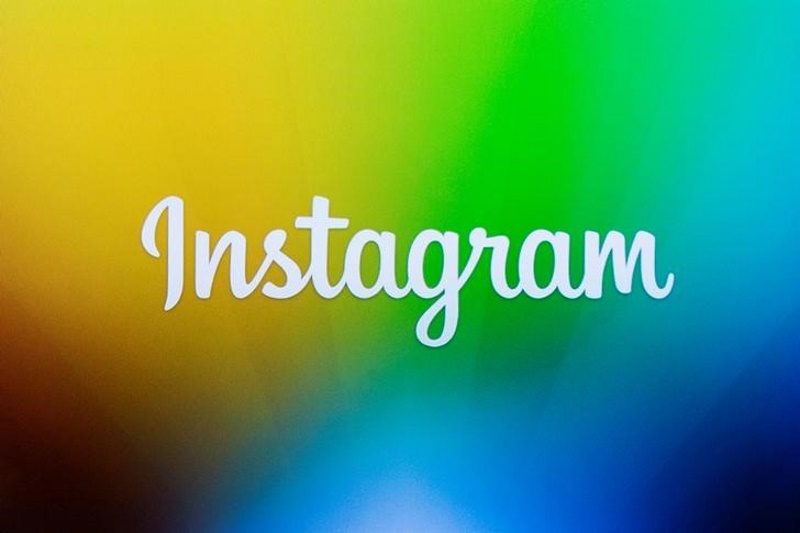 Instagram Hits 1 Billion Downloads on Google Play