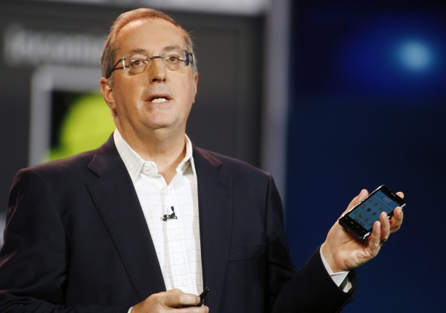 Intel CEO Otellini expects insider to replace him