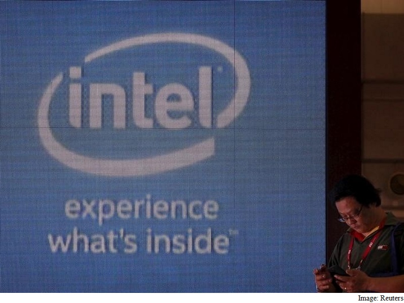 Intel CEO's Qualcomm Recruit Causes Upheaval in Senior Ranks