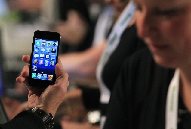 iPhone 5S fingerprint scanner 'confirmed' by WSJ report
