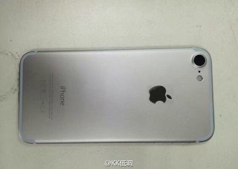 iPhone 7, iPhone 7 Plus Leaked Images Tip Several Design Changes