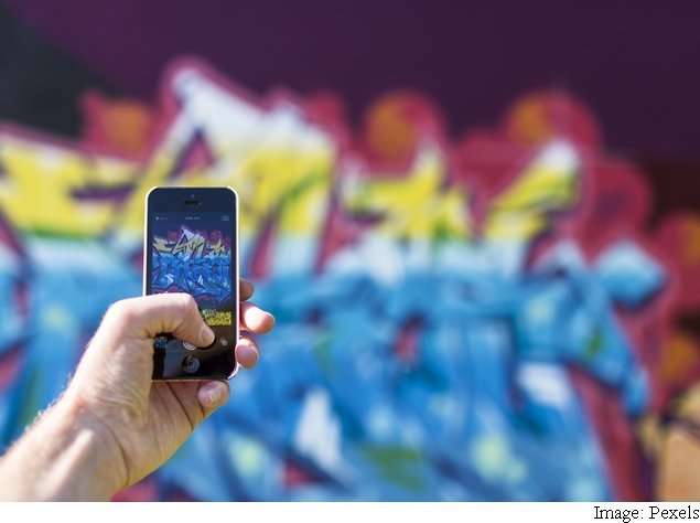 Five Ways to Make Photos Use Less Space on Your iPhone, iPad