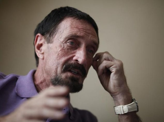 John McAfee Unveils Complaint Website at Hacker Conference