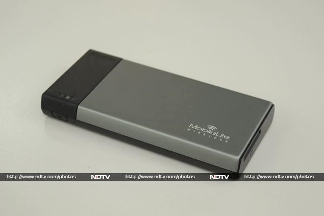 Kingston MobileLite Wireless Review: Handy, But Far From Perfect