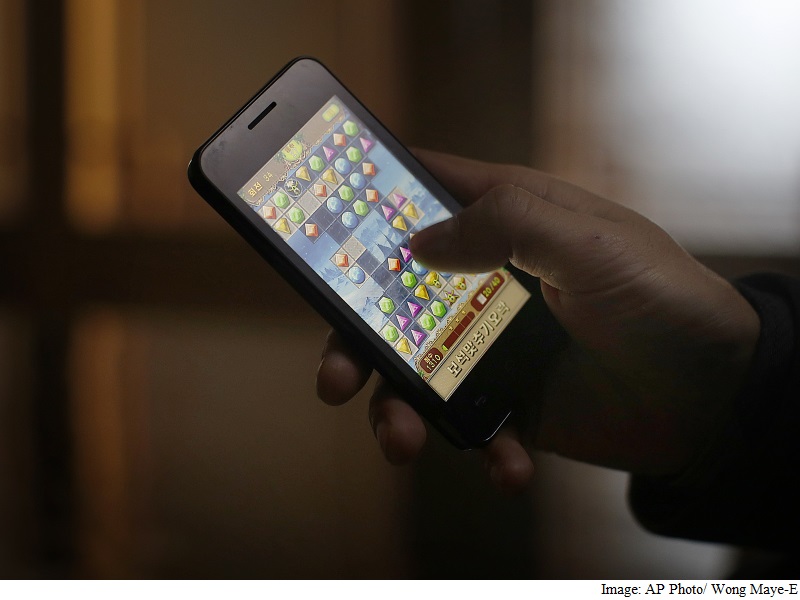 North Korea's Newest Fad: 'Boy General' Mobile Phone Game