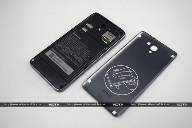 lenovo_s660_rearcover_ndtv.jpg