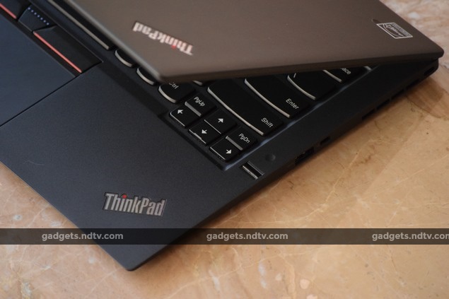 lenovo_thinkpad_carbon_X1_angle2_ndtv.jpg