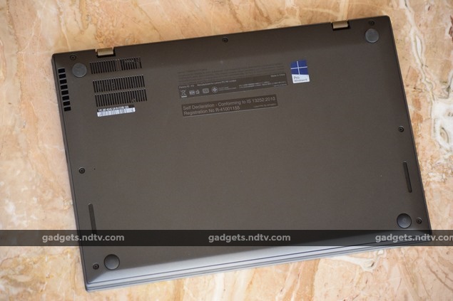 lenovo_thinkpad_carbon_X1_bottom_ndtv.jpg