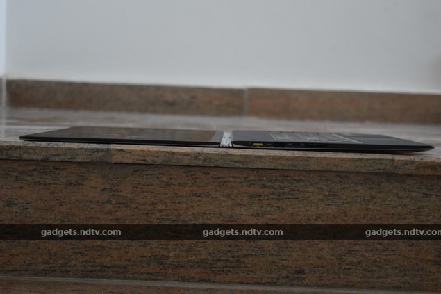 lenovo_yoga_3_pro_flat_ndtv.jpg