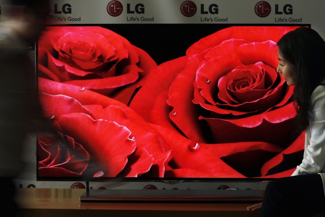 LG accuses Samsung of infringing OLED patents