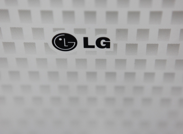 LG starts taking pre-orders in South Korea for 55-inch OLED TV