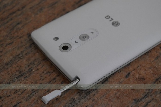 LG anuncia oficialmente el LG G3 Stylus, un phablet de gama media con  puntero