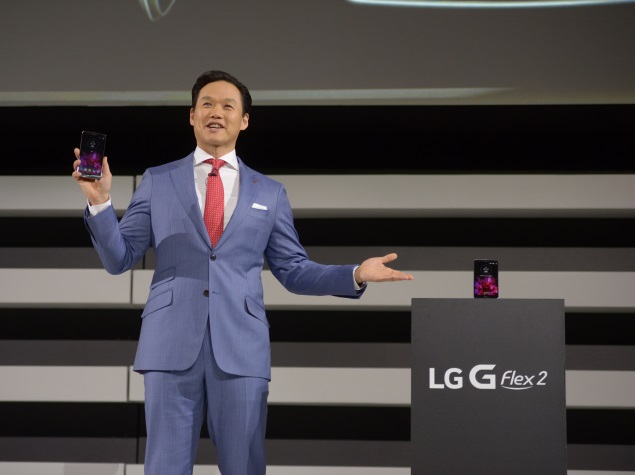 lg_g_flex2_launch_cesofficial.jpg