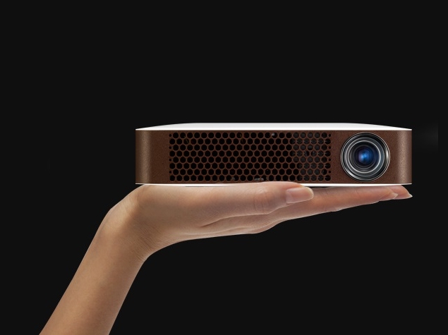 LG PW700 Bluetooth MiniBeam Projector Launched Ahead of IFA 2014
