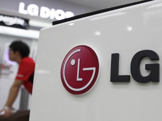 Public Scorn Greets LG and Samsung's Storm in a Washing Drum