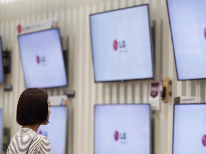 LG Display Posts Drop in Profits, Warns of Difficult Market Conditions