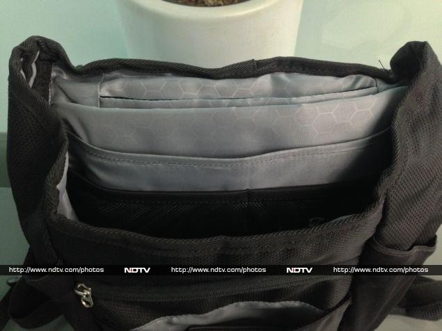 lumos_unplug_backpack_compartnebt_ndtv.jpg