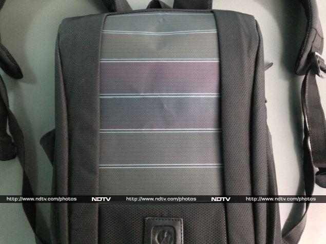 lumos_unplug_backpack_flap_ndtv.jpg