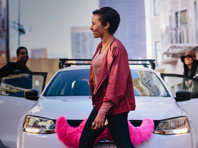 Carl Icahn Invests $100 Million in Uber-Rival Lyft