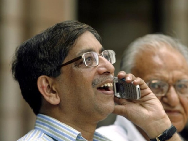 India Overtakes China in High-End Smartphone Volume Growth: HSBC