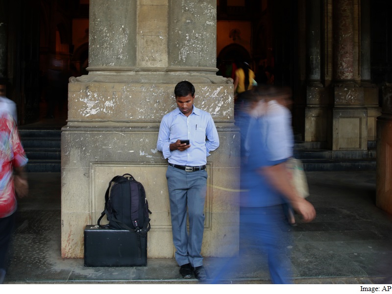 SOS App Launched for Indian Workers in Distress in the UAE