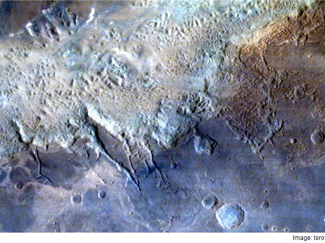 Isro's Mars Orbiter Mission Survives Solar Eclipse, Emits Signals