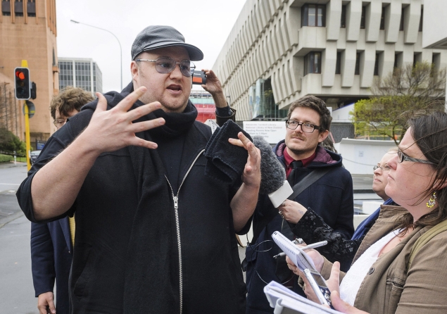 Megaupload founder Kim Dotcom's extradition case delayed again