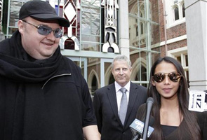 Megaupload boss raps Obama in musical protest