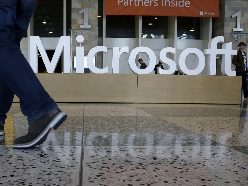 Microsoft Lawsuit Against Government Relies on Speech, Privacy Rights