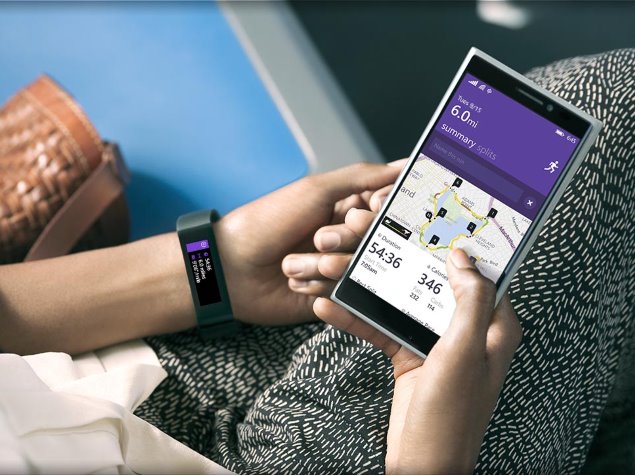 Microsoft Band Fitness Tracker and Cross-Platform Health Service Launched