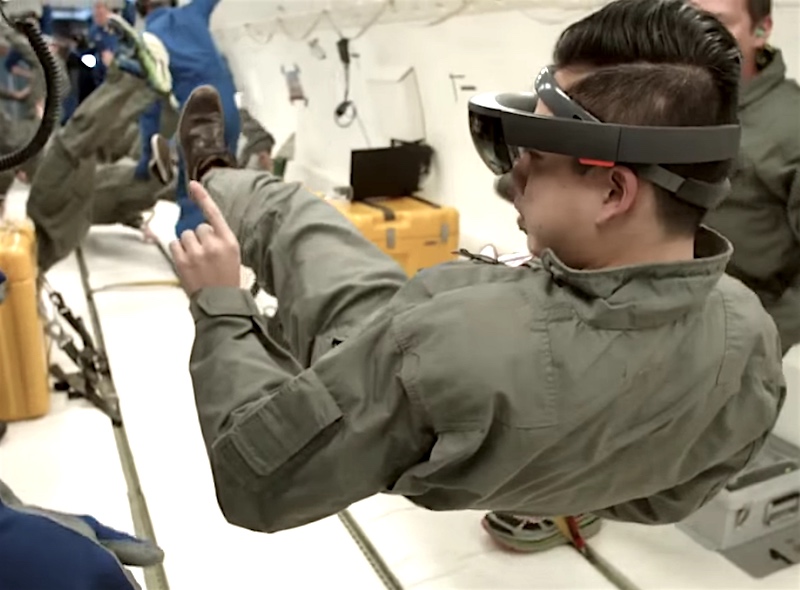 microsoft_hololens_nasa_1.jpg