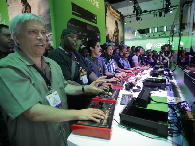 Japan Launch of Microsoft Xbox One Falls Flat