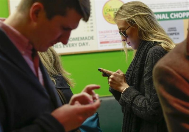 What's your Secret? Anonymous communication apps on the rise
