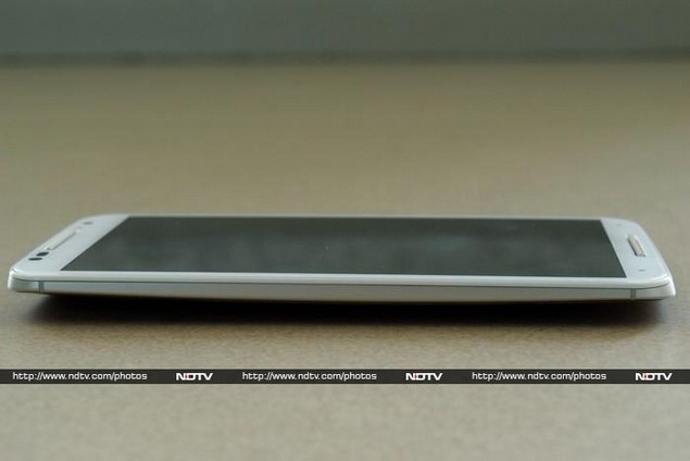 motorola_moto_x_(gen2)_side_ndtv.jpg