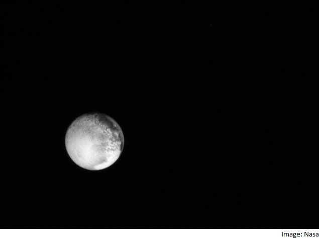 Nasa's New Horizons Probe Flies Past Pluto, World Awaits Historic Images