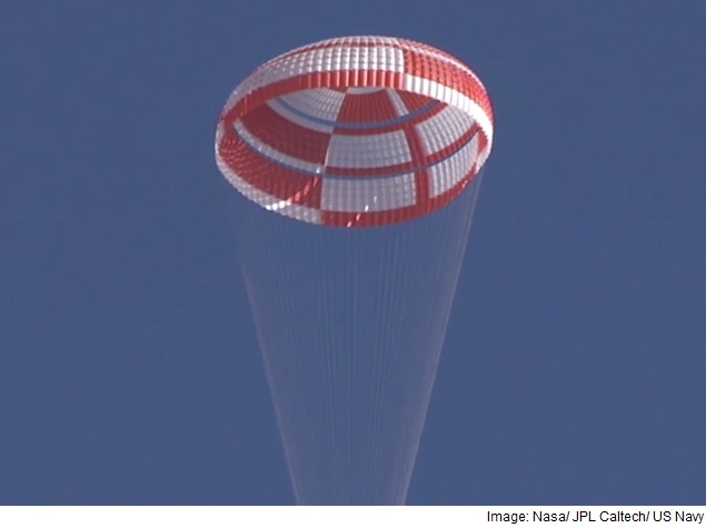 Nasa to Test Supersonic Parachutes in 'Flying Saucer' Launch