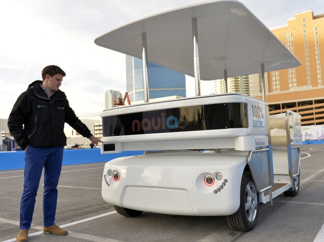 Induct introduces Navia, first commercially available driverless vehicle