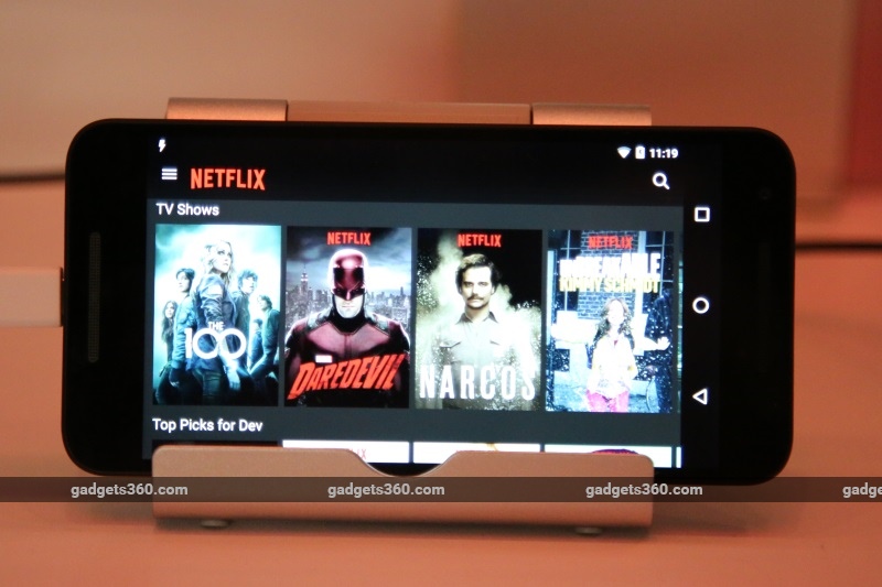 netflix_ces2016_meetingarea_device_menu.jpg